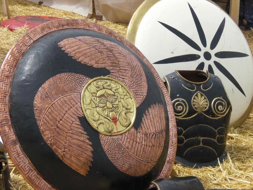 escudos.jpg